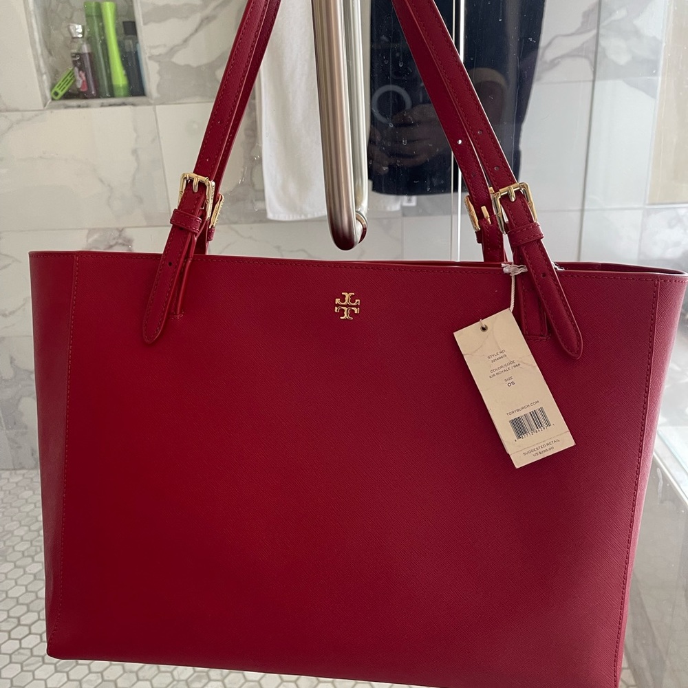 Traveling Tote Bag